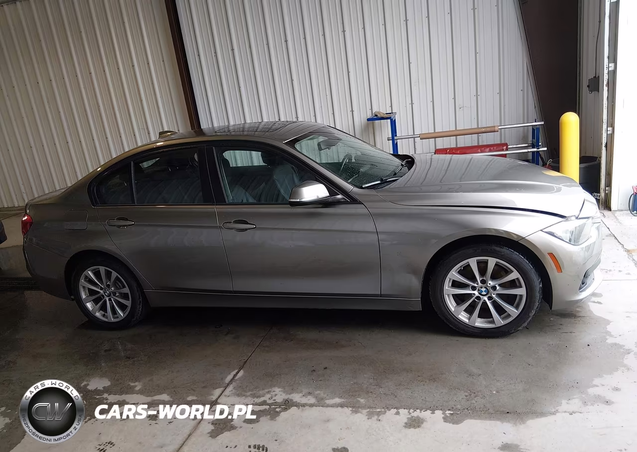 2016 BMW 320I xDrive VIN:WBA8A3C56GK551358 - 13