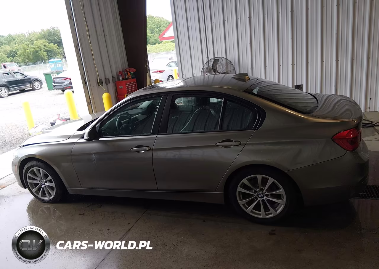2016 BMW 320I xDrive VIN:WBA8A3C56GK551358 - 14
