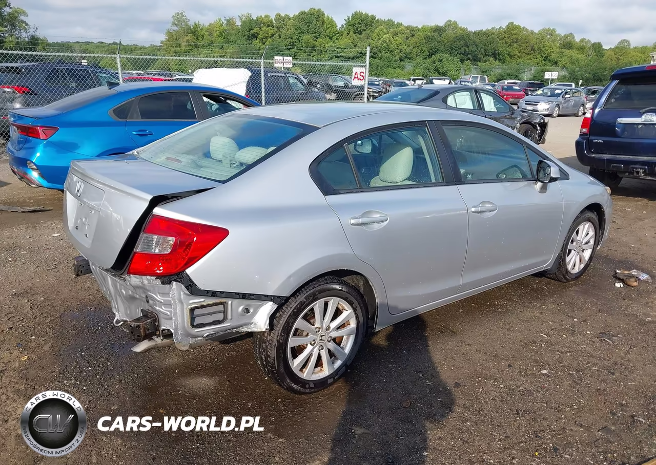 2012 Honda Civic Ex VIN:2HGFB2F81CH335945 - 4