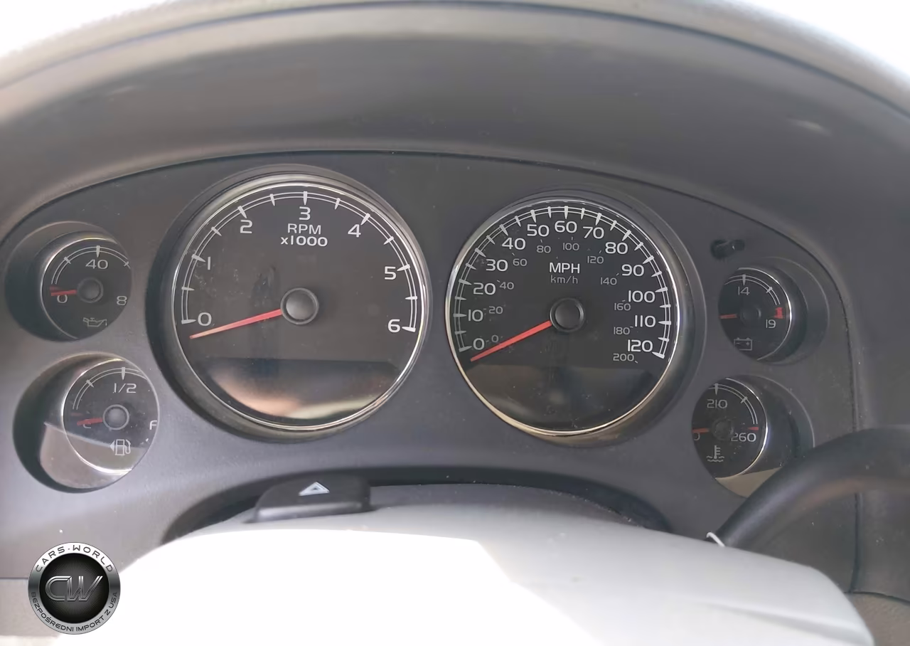 2007 Chevrolet Tahoe Ls VIN:1GNFC13C57R272179 - 12