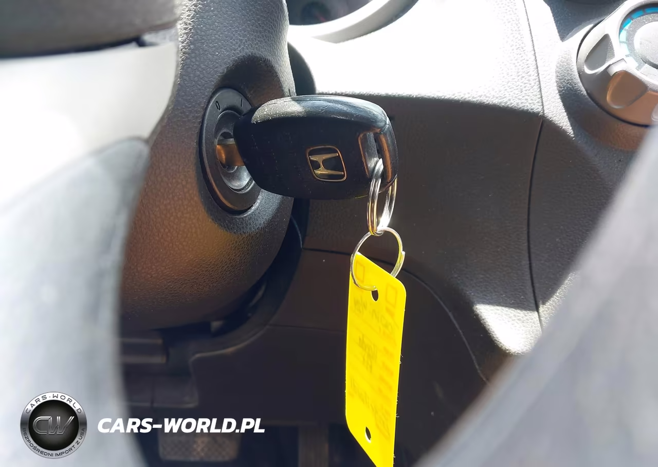 2012 Honda Fit VIN:JHMGE8H33CS000255 - 11
