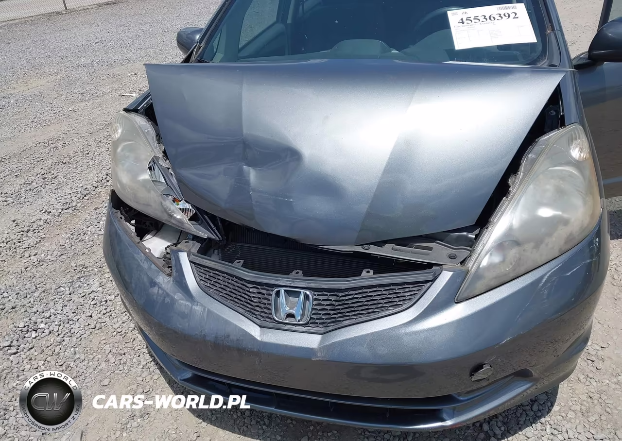 2012 Honda Fit VIN:JHMGE8H33CS000255 - 6