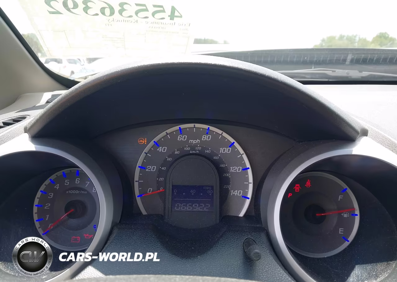2012 Honda Fit VIN:JHMGE8H33CS000255 - 7