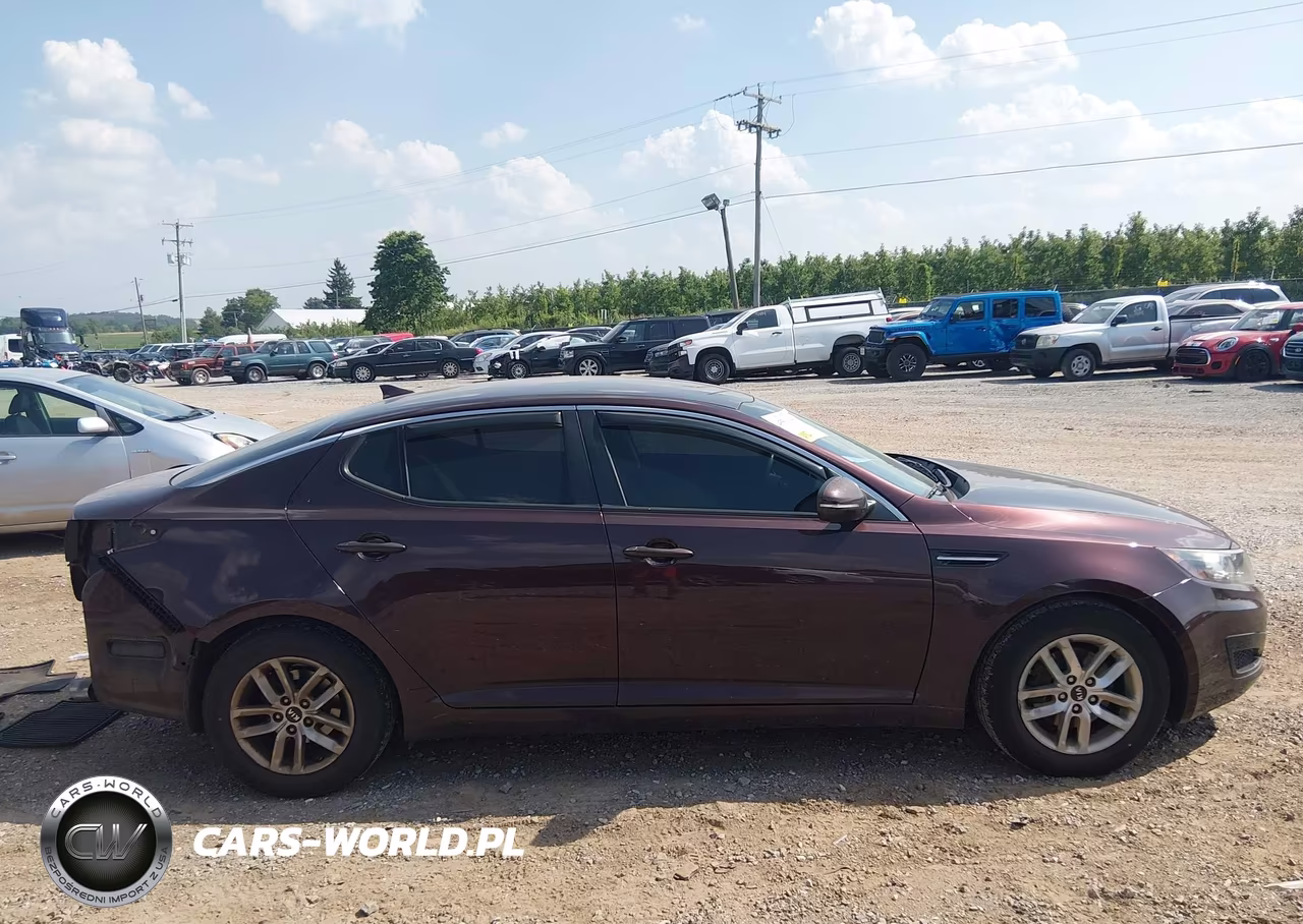 2011 Kia Optima Lx VIN:KNAGM4A74B5171620 - 13