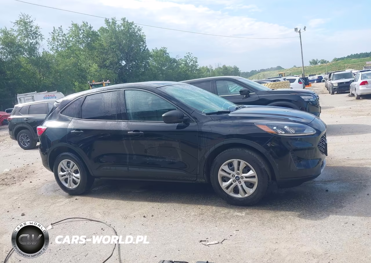 2021 Ford Escape S VIN:1FMCU9F6XMUA61240 - 15
