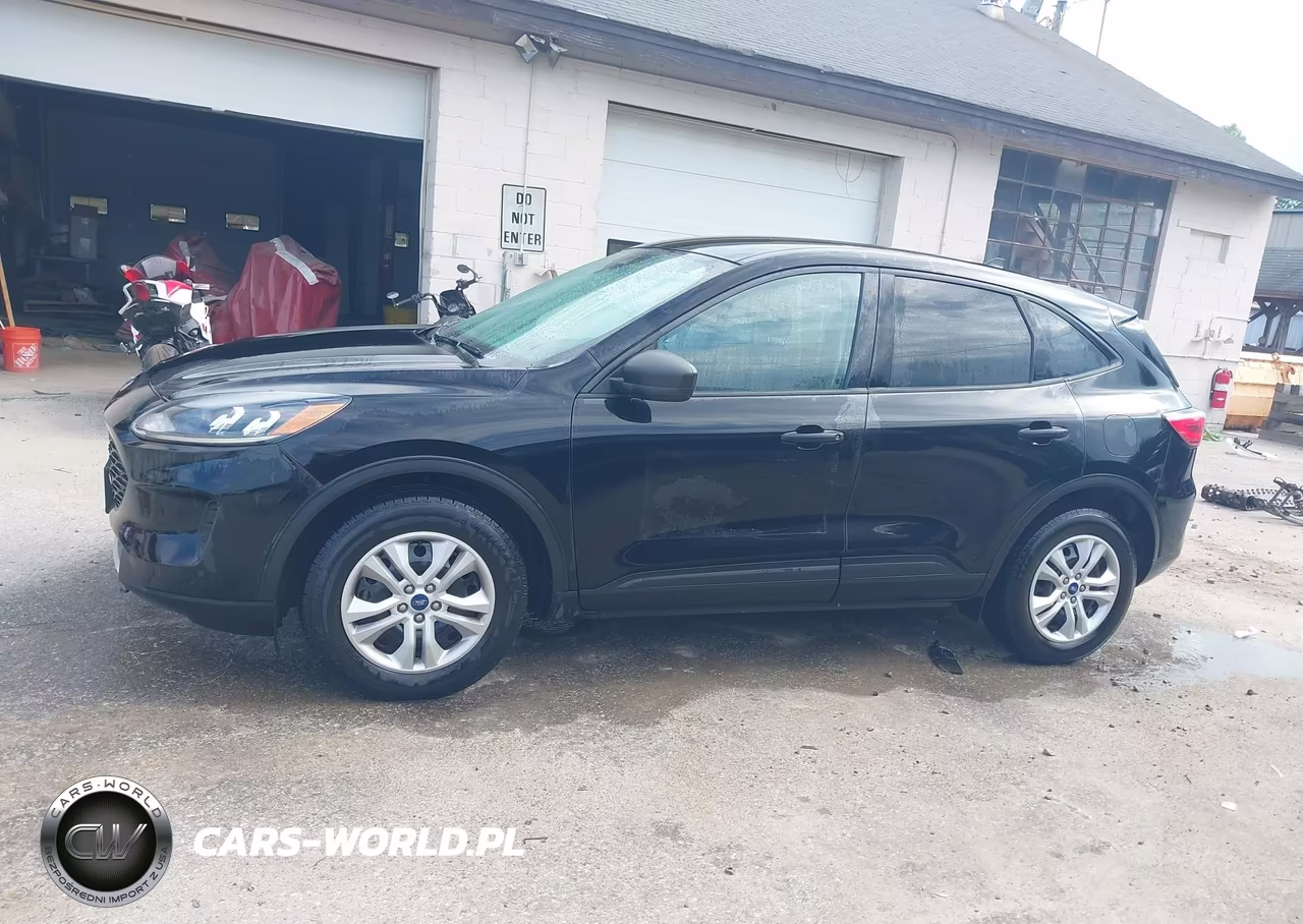 2021 Ford Escape S VIN:1FMCU9F6XMUA61240 - 16