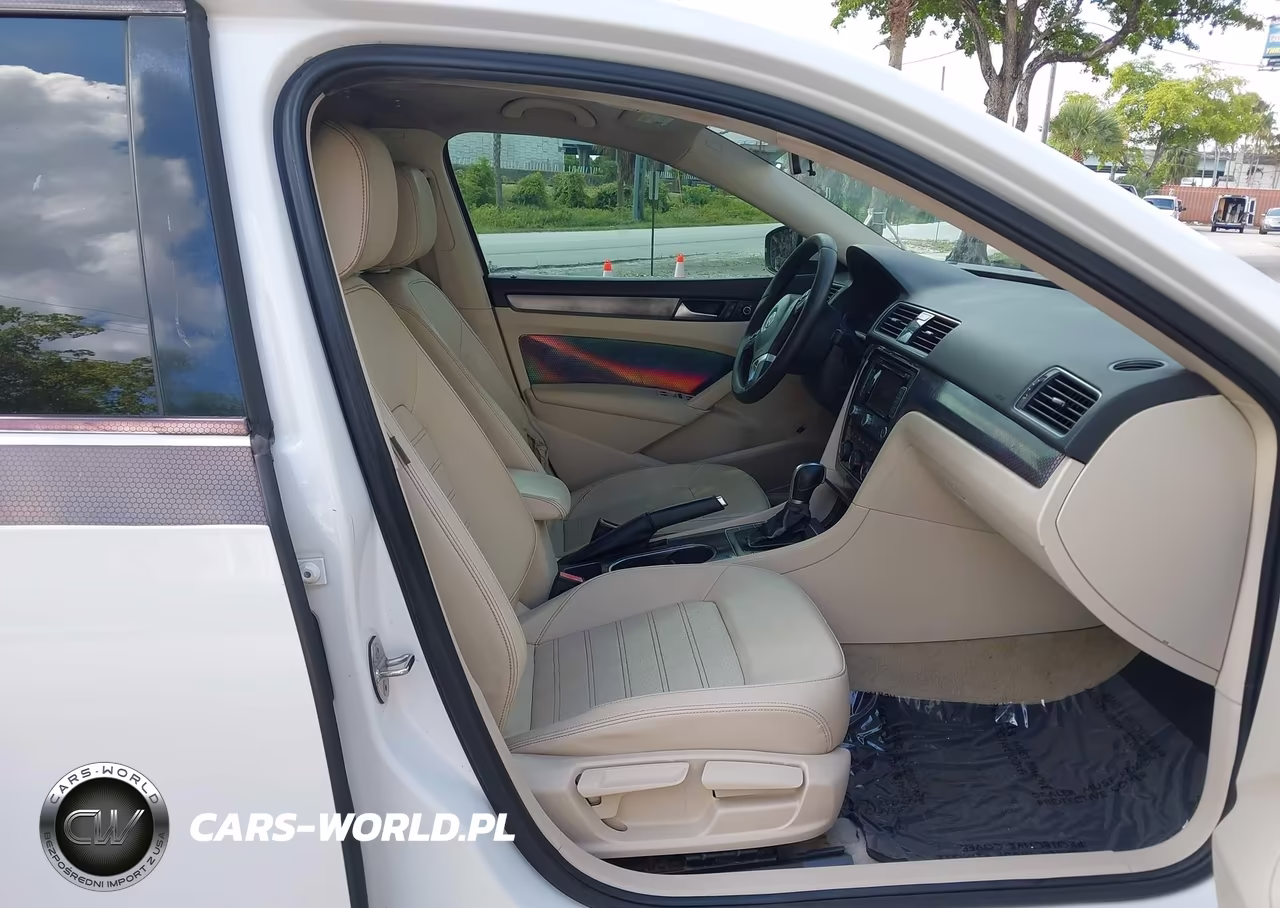 2015 Volkswagen Passat 1.8T Se VIN:1VWBS7A34FC065152 - 5