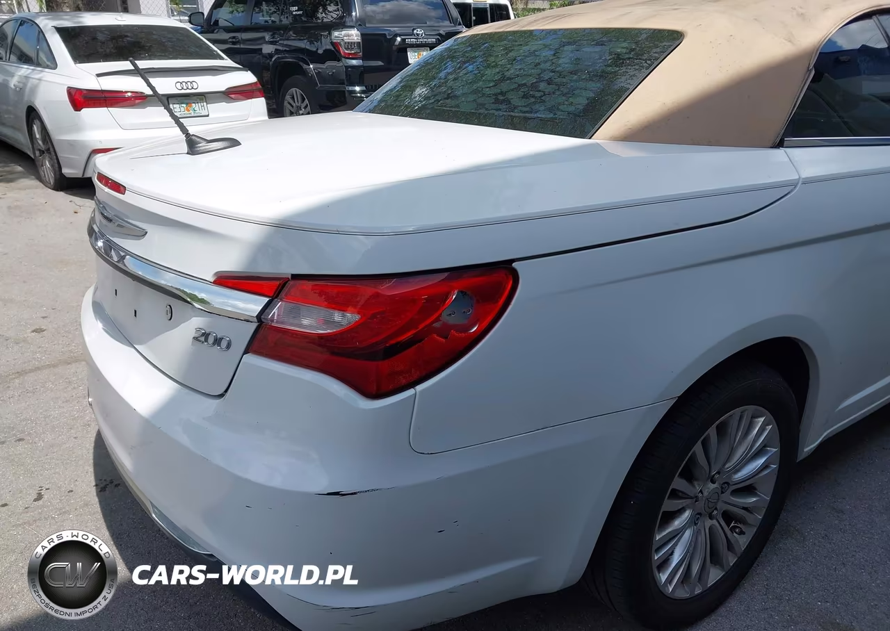 CHRYSLER 200 VIN:1C3BCBFG6EN156820 - 12