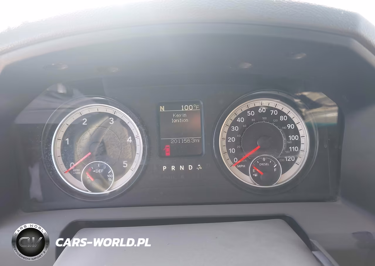 2017 Ram 5500 Chassis Tradesman-Slt-Laramie VIN:3C7WRNFL1HG520314 - 7