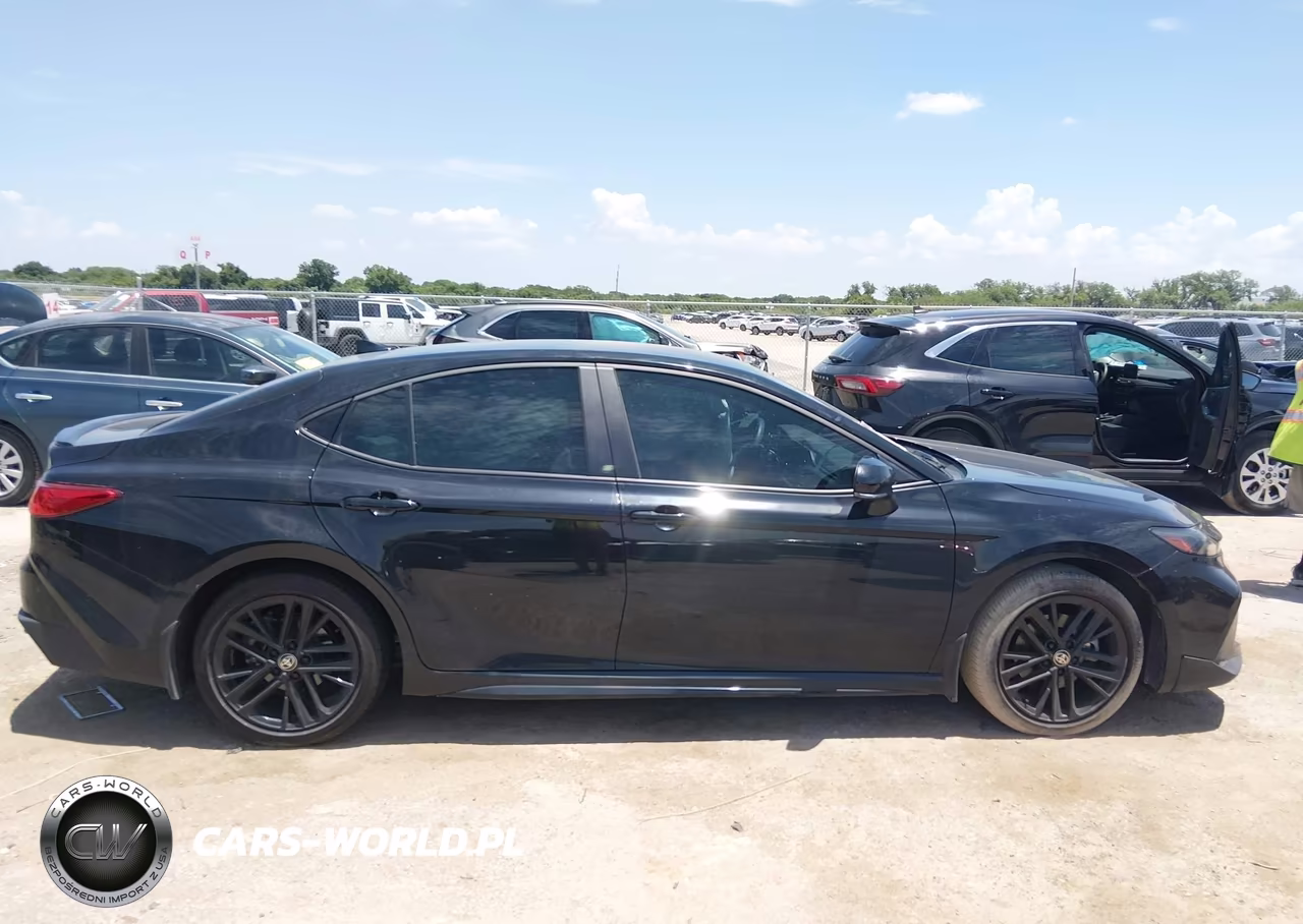2025 Toyota Camry Se VIN:4T1DAACK9SU177025 - 13