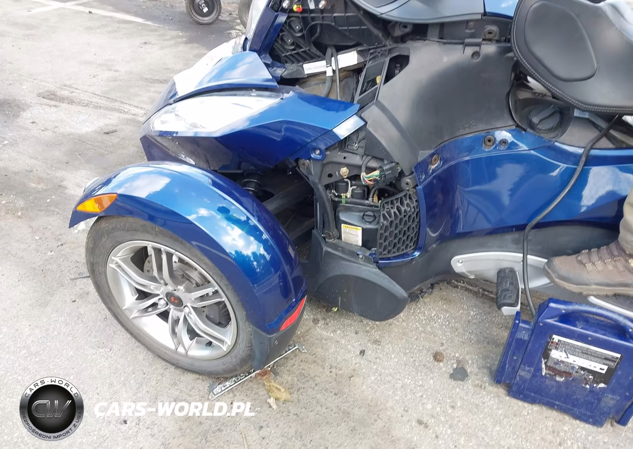 2010 Can-Am Spyder Roadster Rt VIN:2BXJBKC15AV002131 - 13