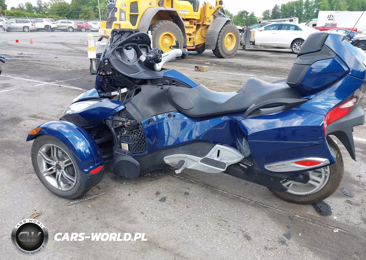 2010 Can-Am Spyder Roadster Rt VIN:2BXJBKC15AV002131 - 9