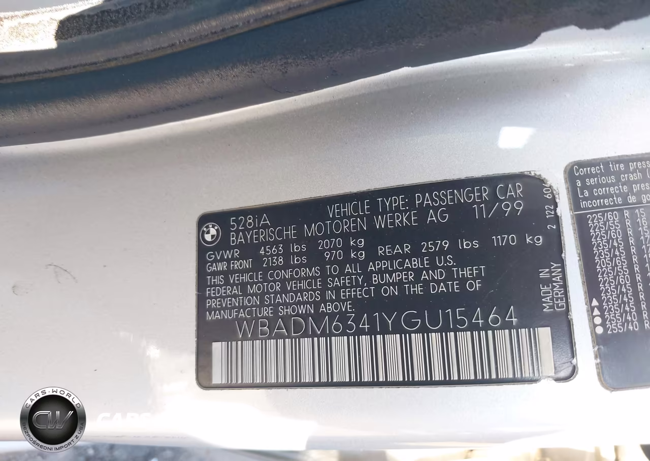 2000 BMW 528Ia VIN:WBADM6341YGU15464 - 9