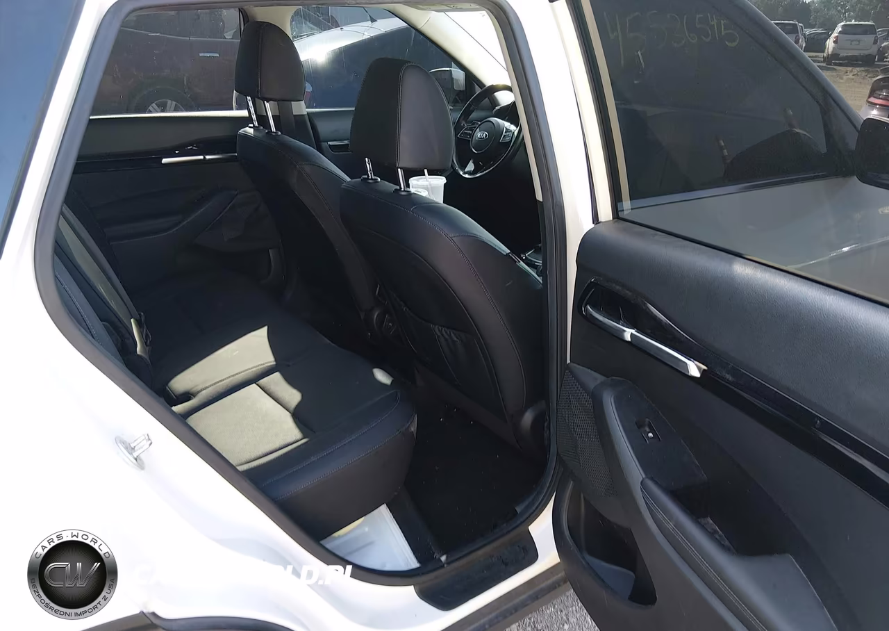 2021 Kia Seltos Ex VIN:KNDERCAAXM7183943 - 8