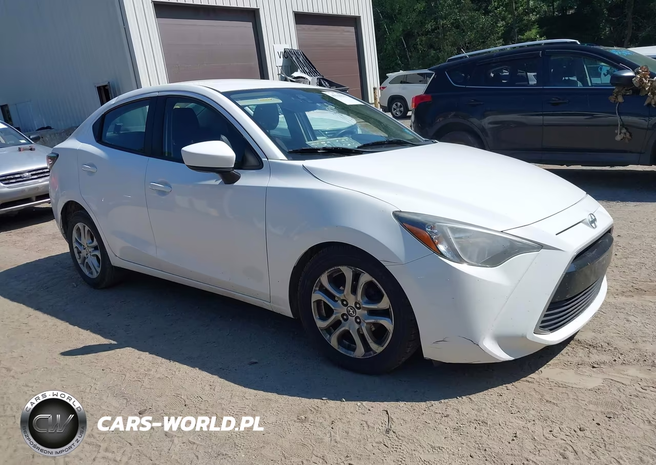 2016 Scion Ia – zdjęcie 1 z 16