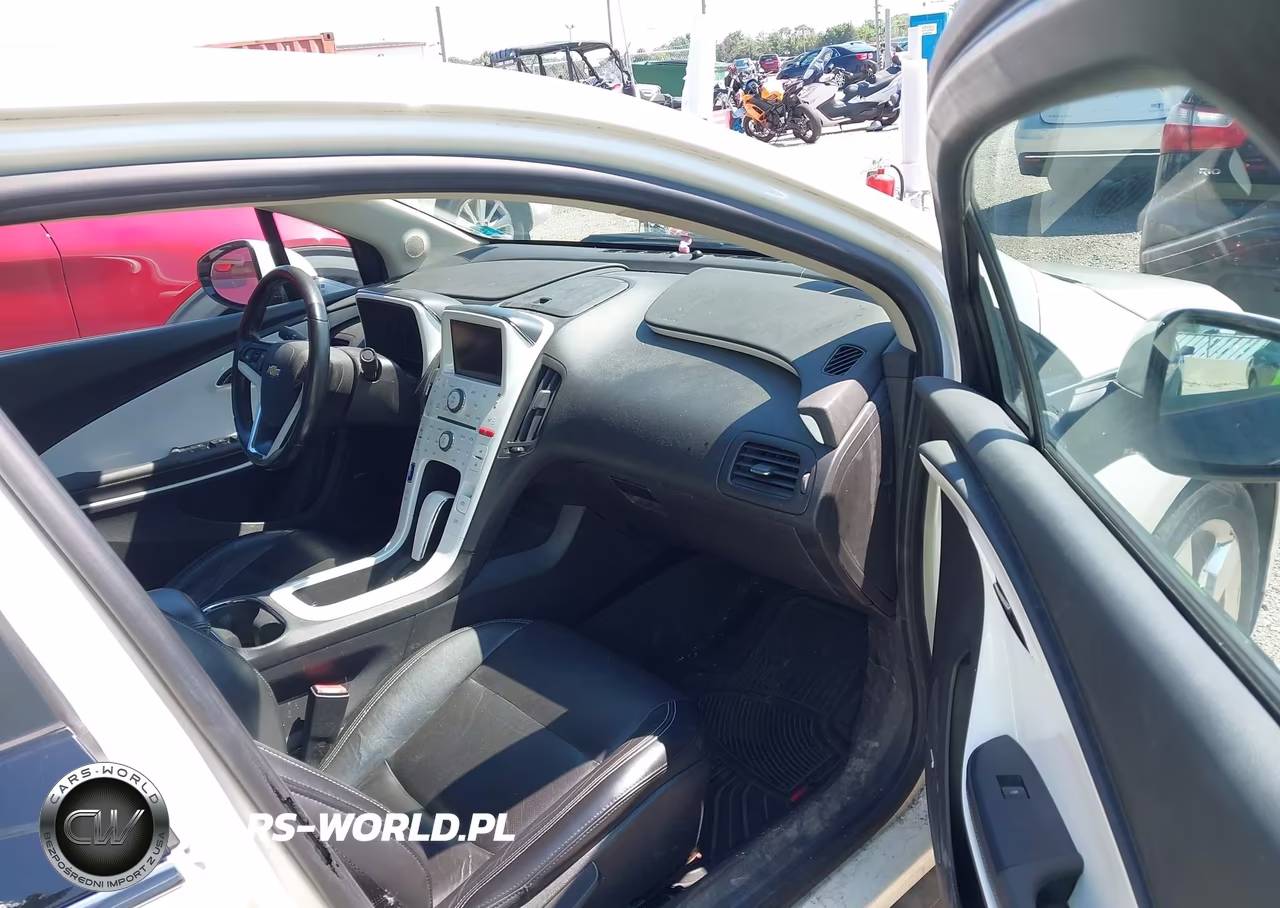 2012 Chevrolet Volt VIN:1G1RD6E45CU108730 - 5
