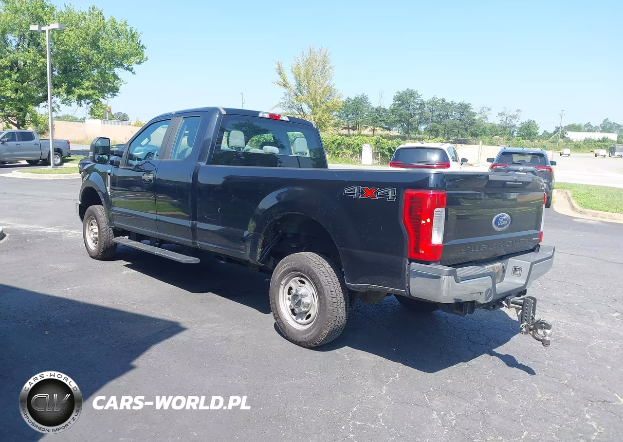 2018 Ford F-350 VIN:1FT8X3B6XJEC83996 - 3