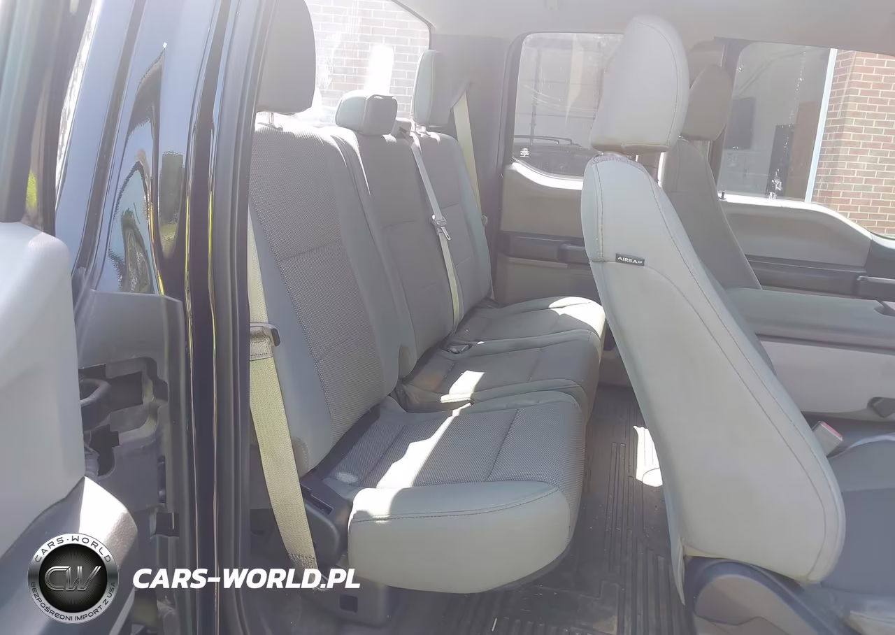 2018 Ford F-350 VIN:1FT8X3B6XJEC83996 - 8