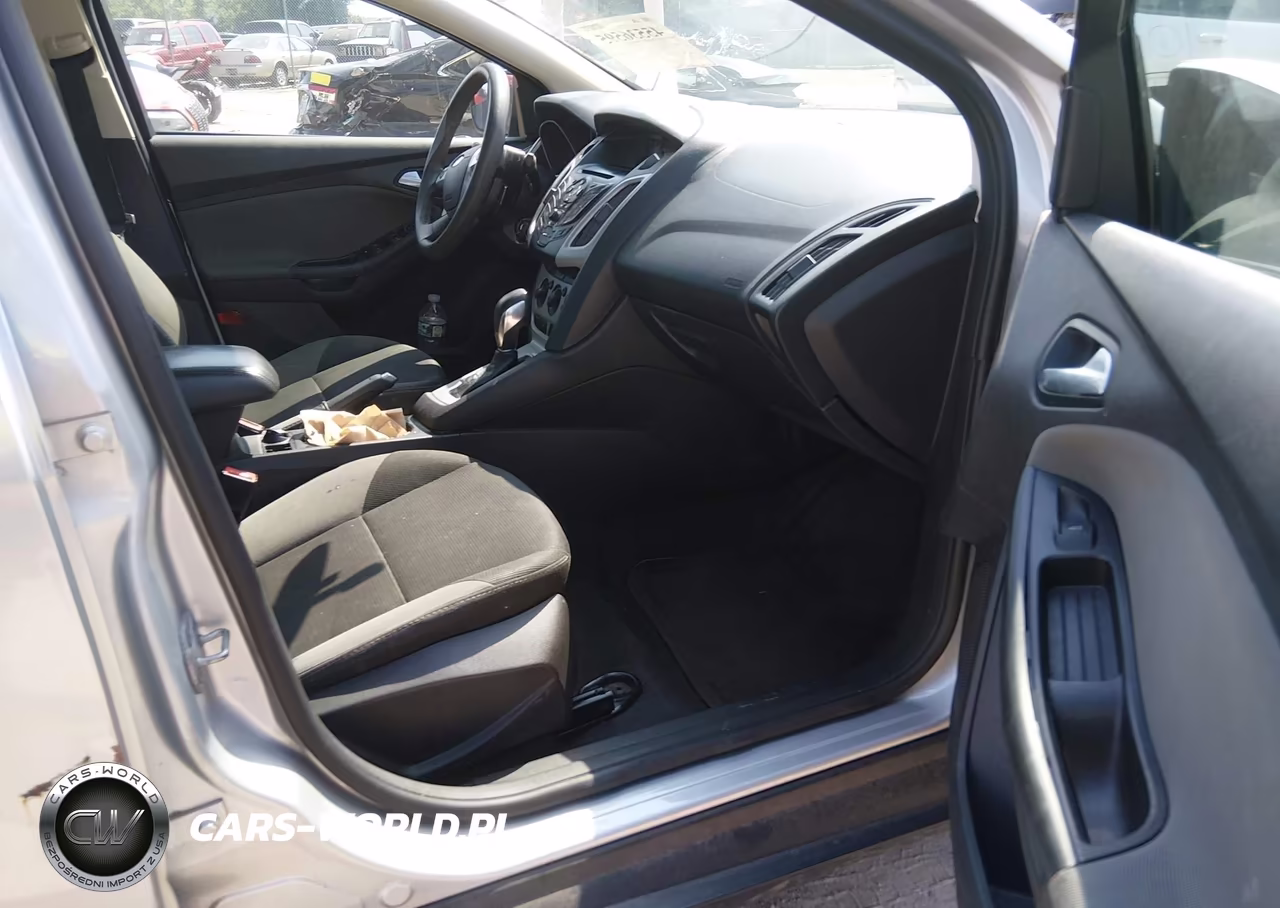 2013 Ford Focus Se VIN:1FADP3F23DL354905 - 5