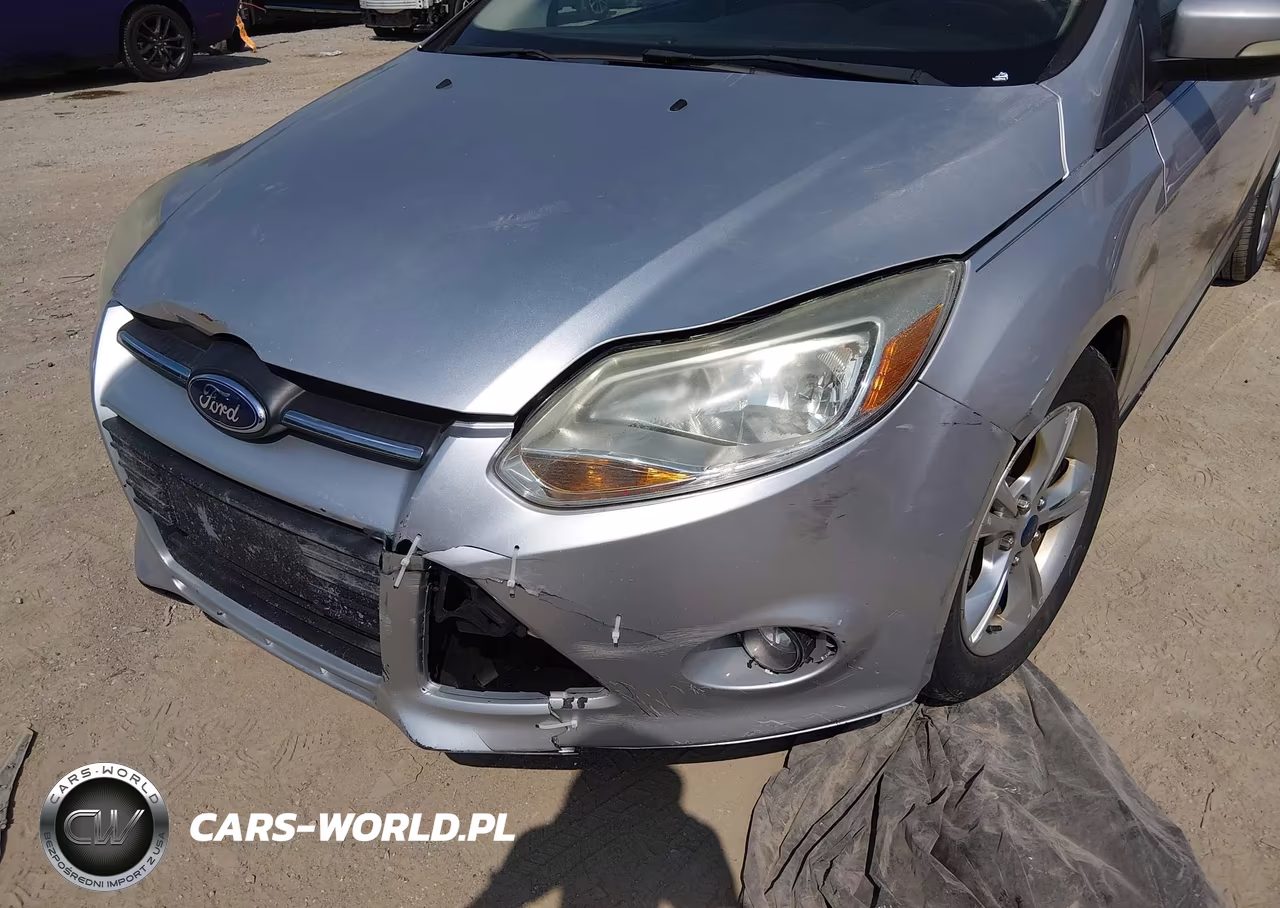 2013 Ford Focus Se VIN:1FADP3F23DL354905 - 6