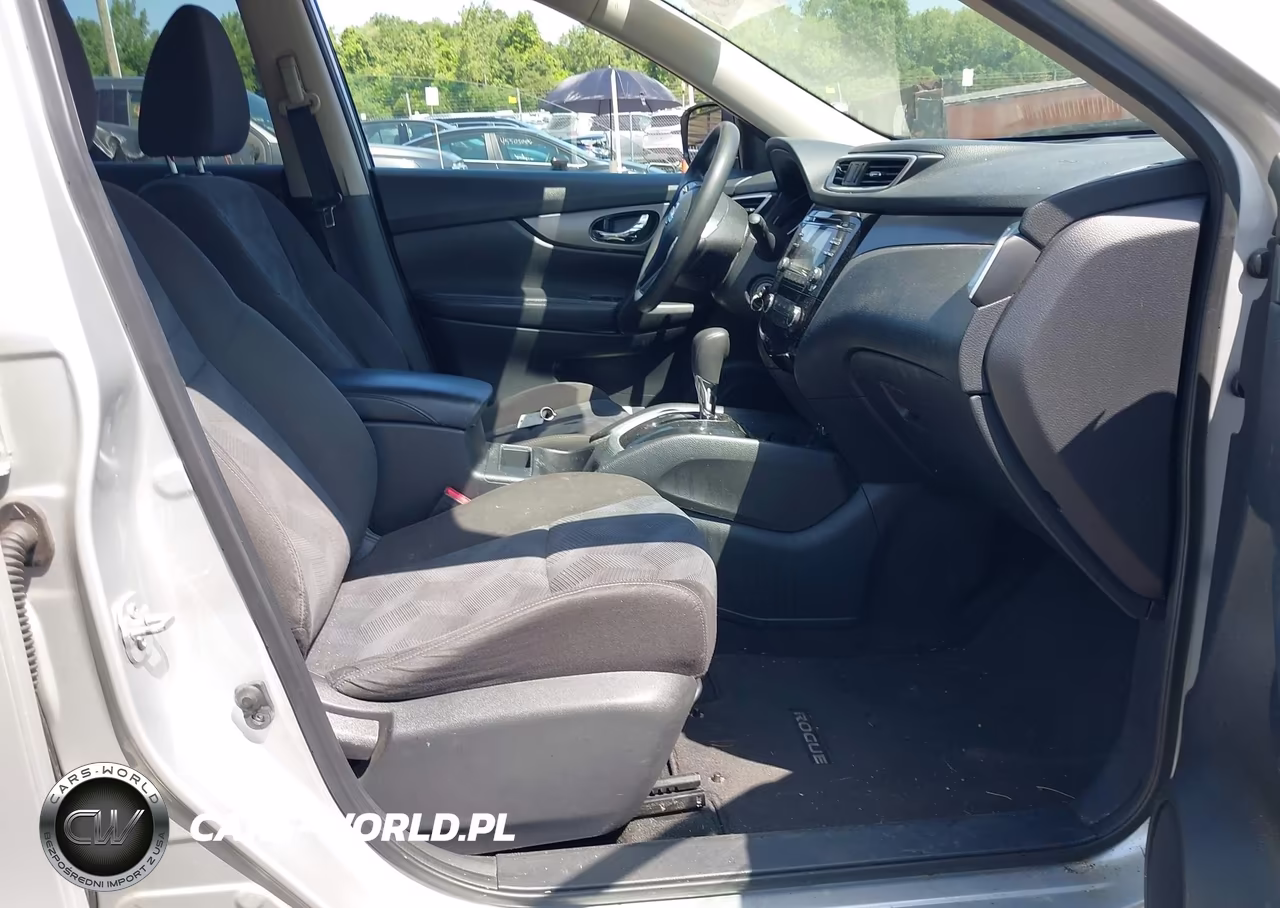 2016 Nissan Rogue S VIN:KNMAT2MV3GP645479 - 5