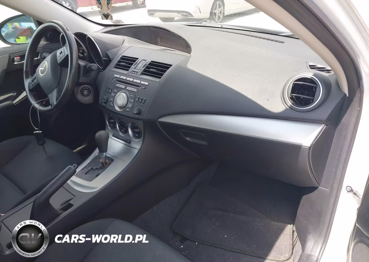 2011 Mazda Mazda3 I Touring VIN:JM1BL1VFXB1471279 - 5