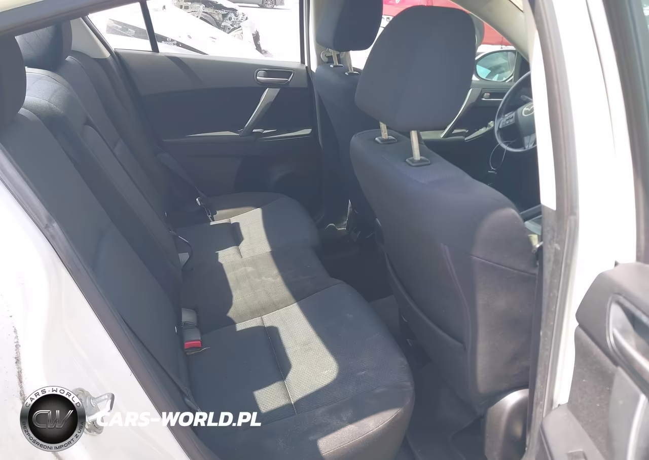 2011 Mazda Mazda3 I Touring VIN:JM1BL1VFXB1471279 - 8