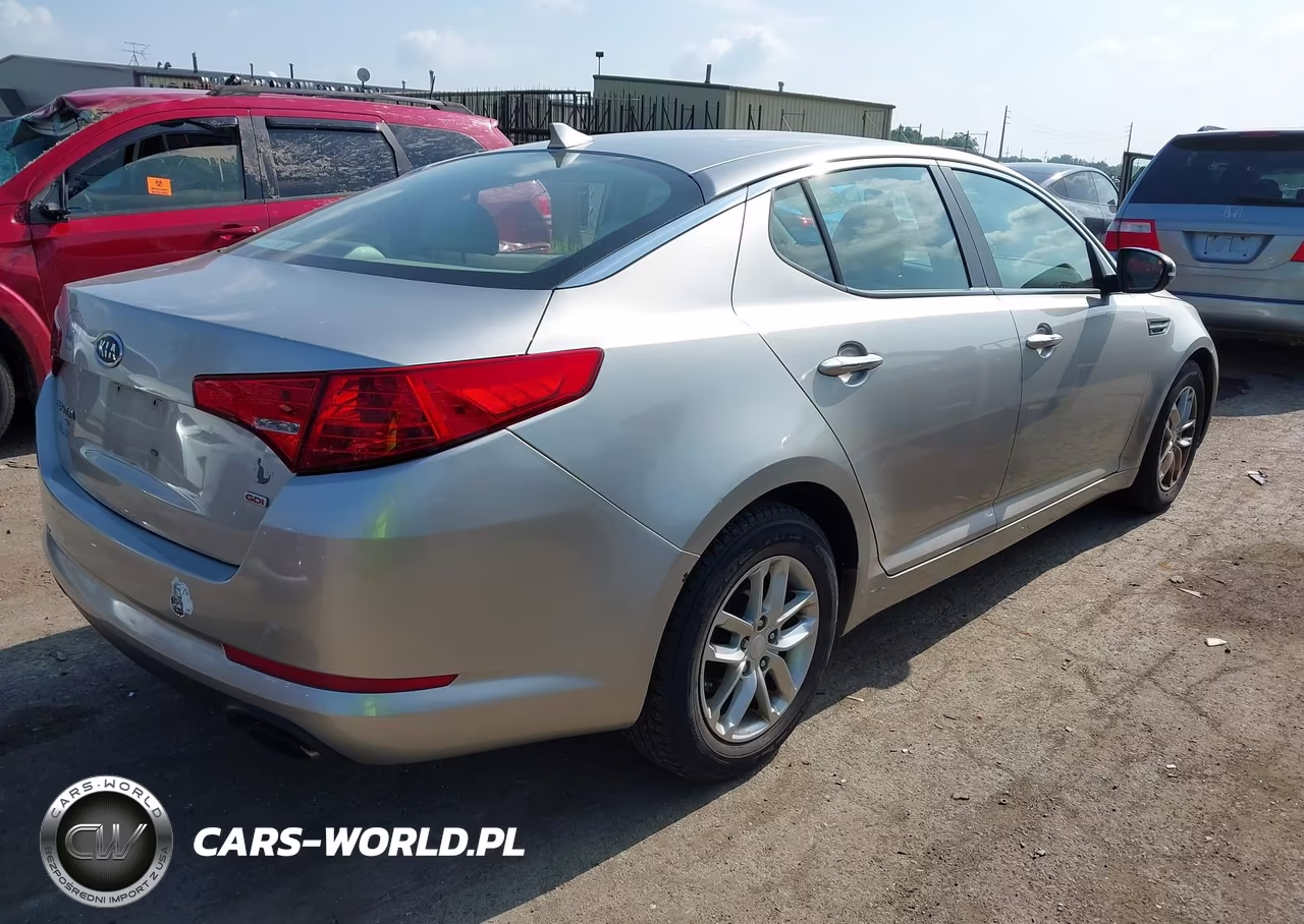 2012 Kia Optima Lx VIN:5XXGM4A72CG058913 - 4