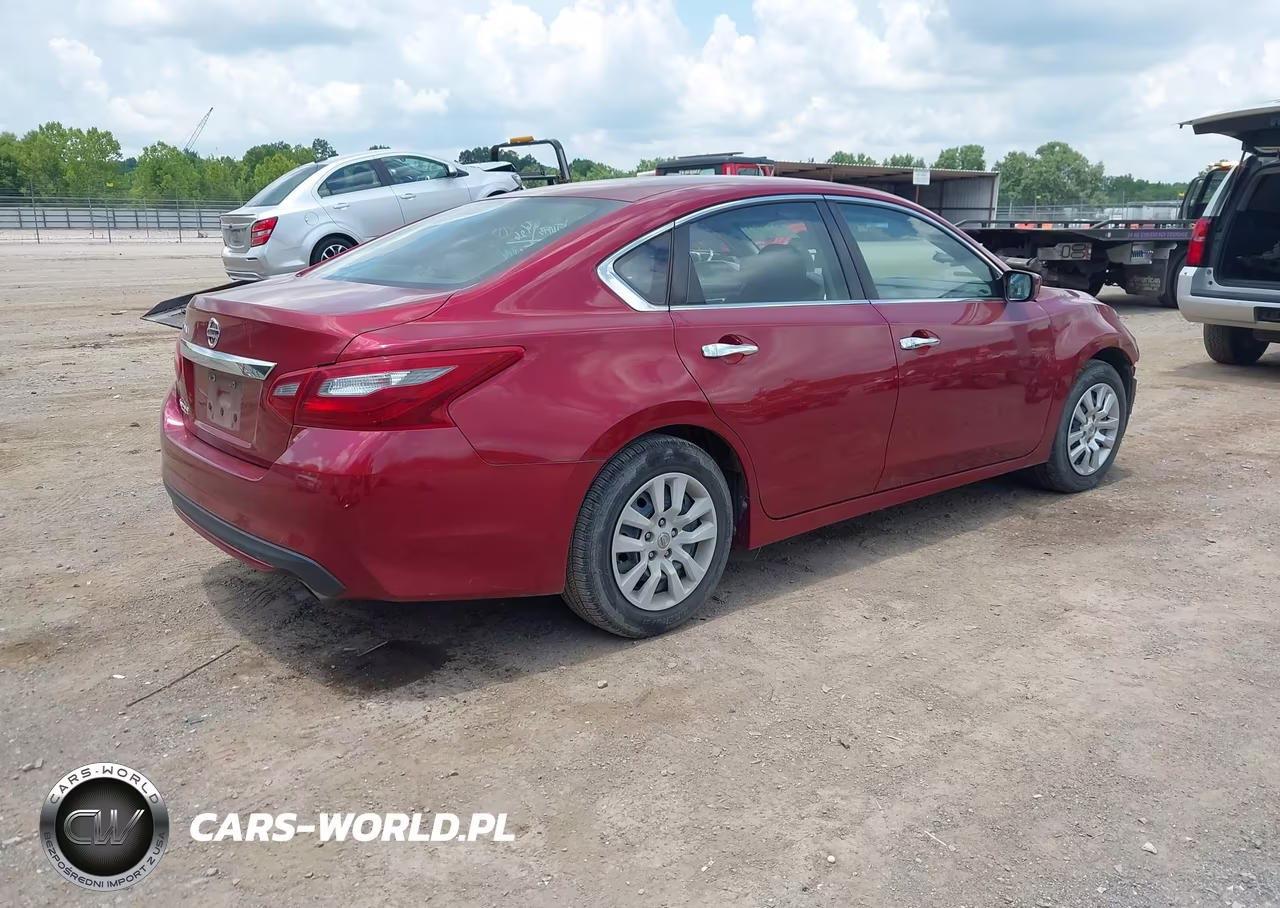 2018 Nissan Altima 2.5 S VIN:1N4AL3AP3JC217699 - 4