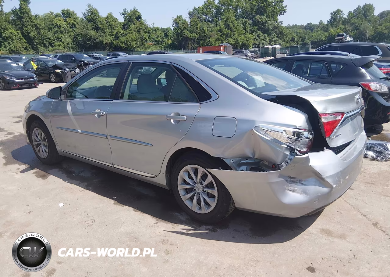 2017 Toyota Camry Le VIN:4T1BF1FK8HU434611 - 3