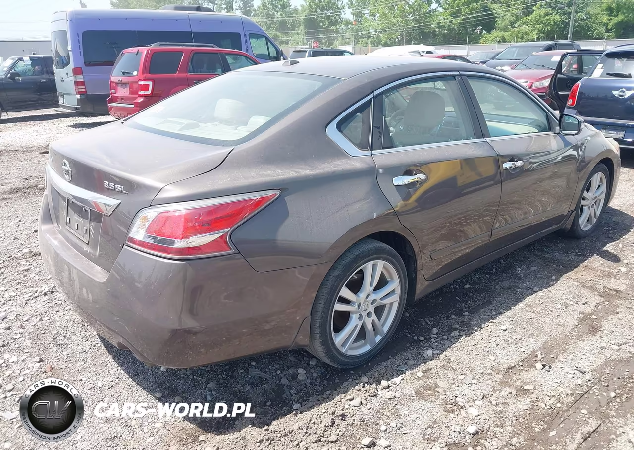 2015 Nissan Altima 3.5 Sl VIN:1N4BL3AP9FC113066 - 4