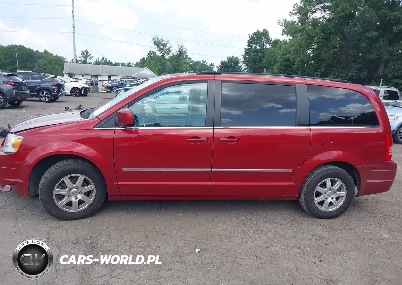 2010 Chrysler Town & Country Touring VIN:2A4RR5D13AR109082 - 14
