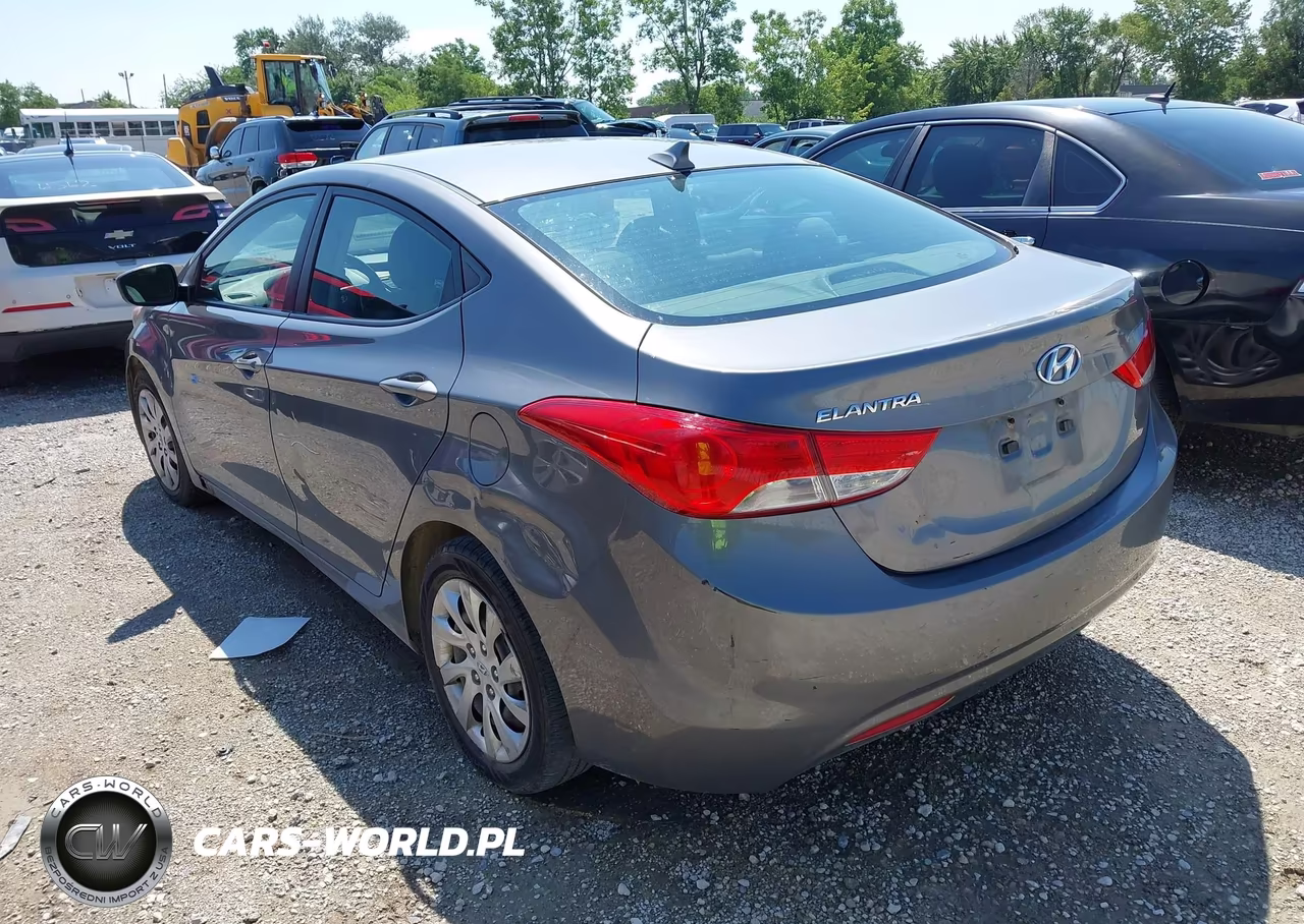 2012 Hyundai Elantra Gls VIN:5NPDH4AE7CH136516 - 3