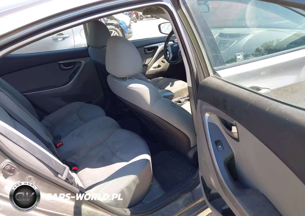 2012 Hyundai Elantra Gls VIN:5NPDH4AE7CH136516 - 8