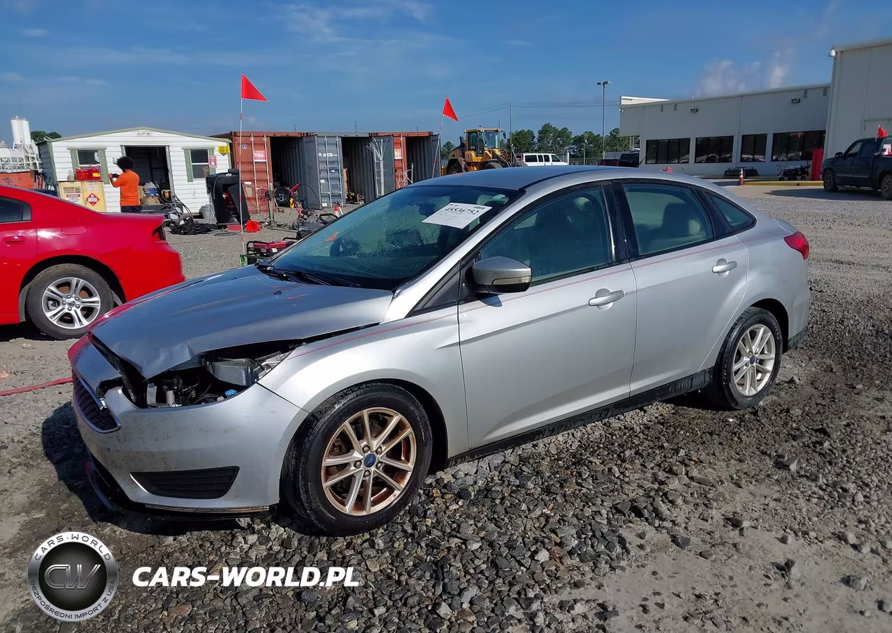2015 Ford Focus Se VIN:1FADP3F26FL353878 - 2