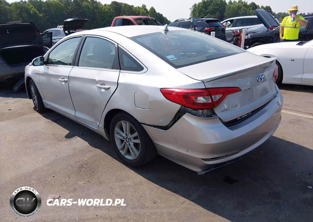 2016 Hyundai Sonata Se VIN:5NPE24AF3GH378319 - 3