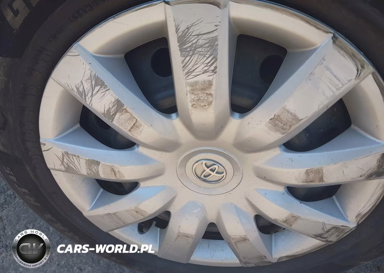 2005 Toyota Camry Le VIN:4T1BE30K95U561600 - 12