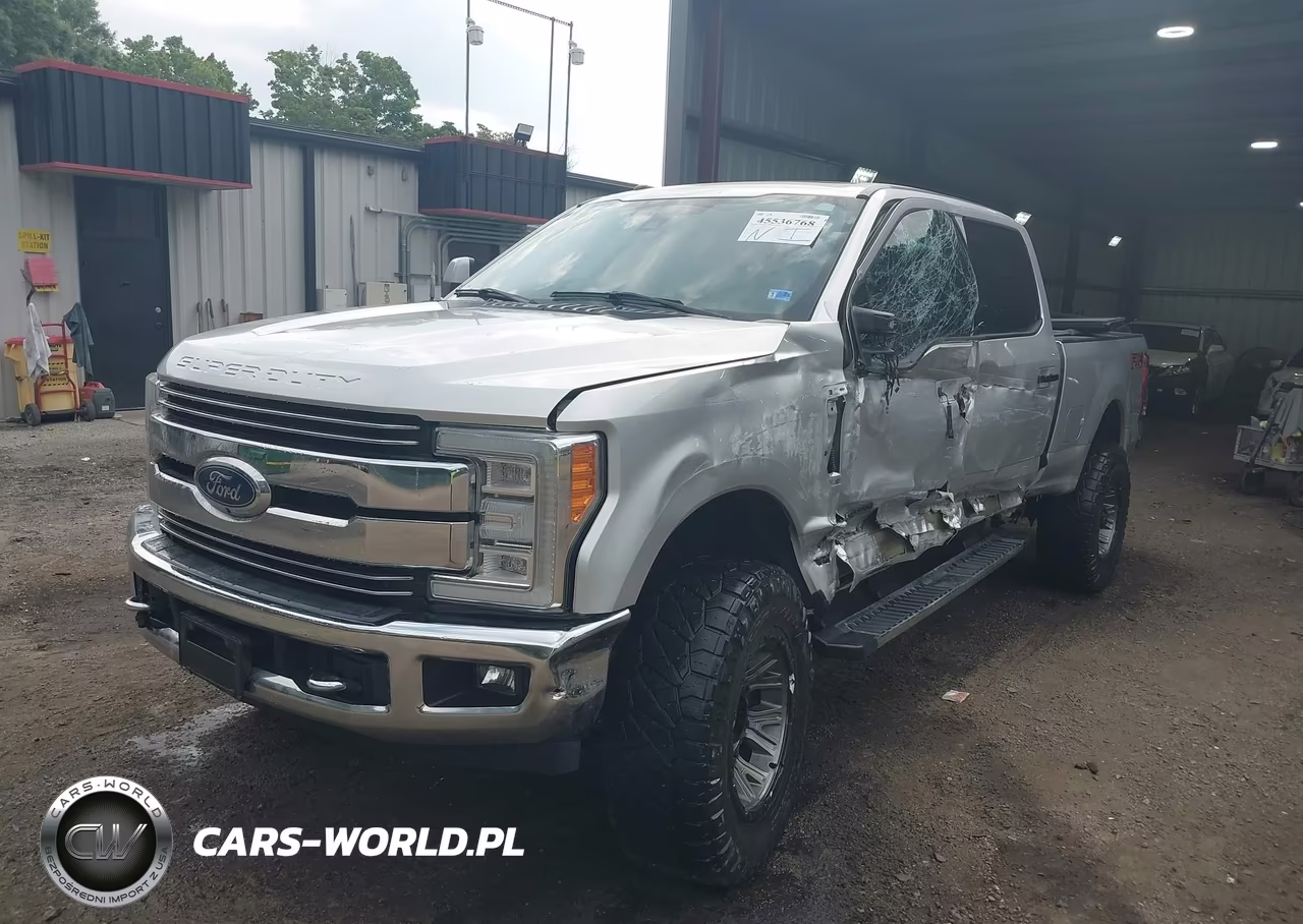 2018 Ford F-250 King Ranch-Lariat-Limited-Platinum-Xl-Xlt VIN:1FT7W2BT2JEB26557 - 2