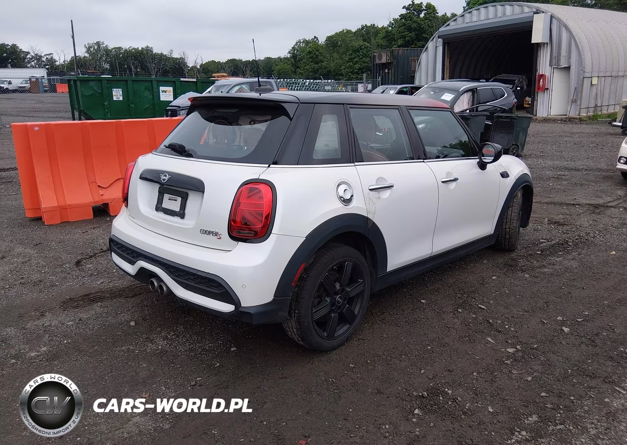 2024 Mini Hardtop Cooper S VIN:WMW53DK04R2U33952 - 4