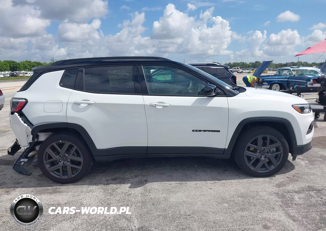2026 Jeep Compass Limited Altitude VIN:3C4NJDCN2TT188092 - 13