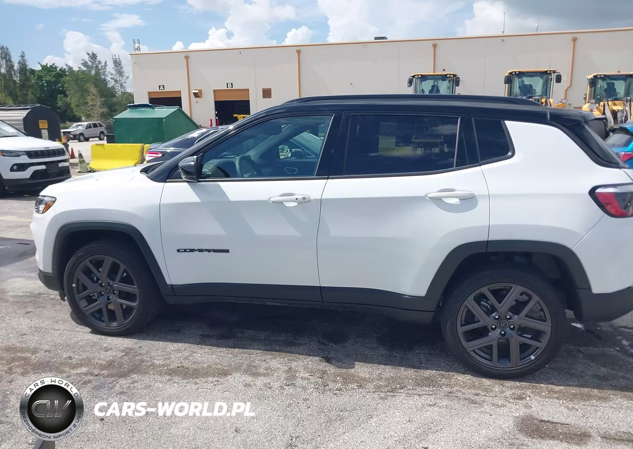 2026 Jeep Compass Limited Altitude VIN:3C4NJDCN2TT188092 - 14