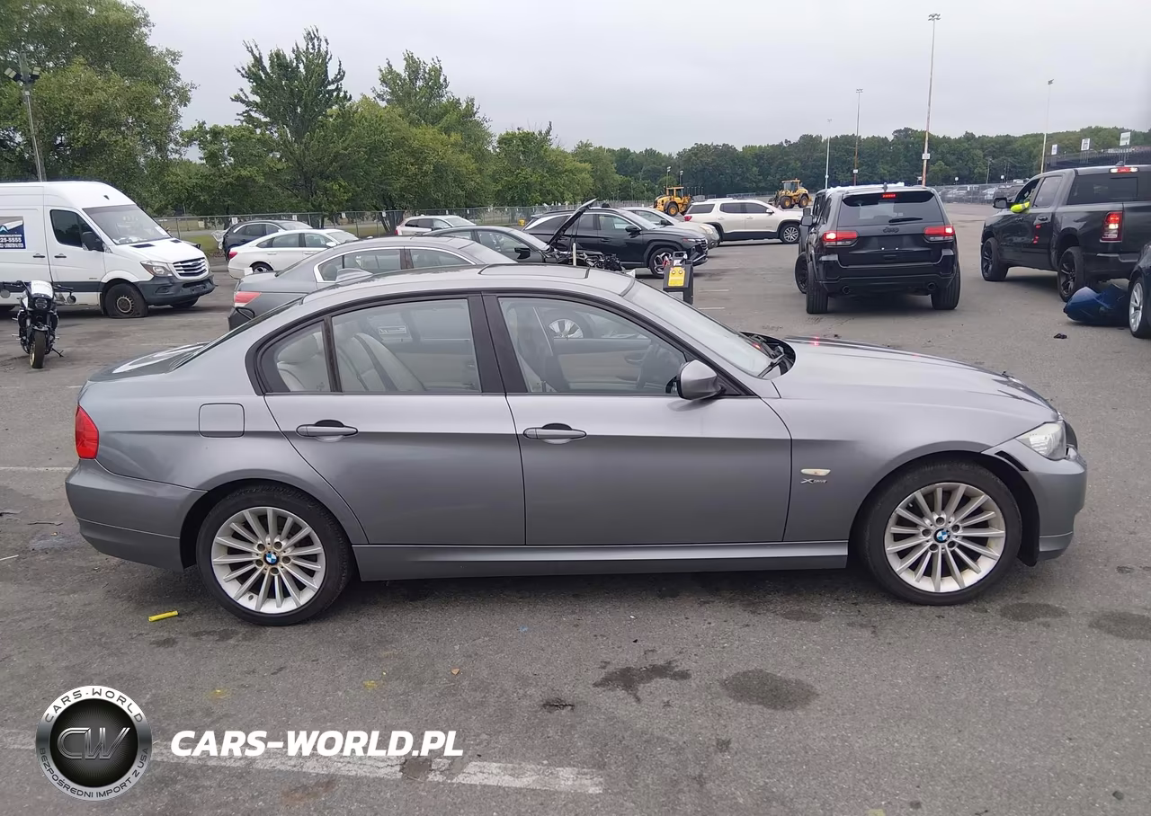 2011 BMW 328I xDrive VIN:WBAPK7C51BA773238 - 13