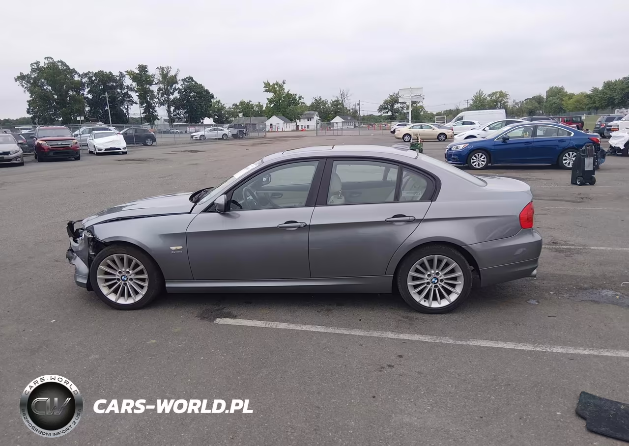 2011 BMW 328I xDrive VIN:WBAPK7C51BA773238 - 14