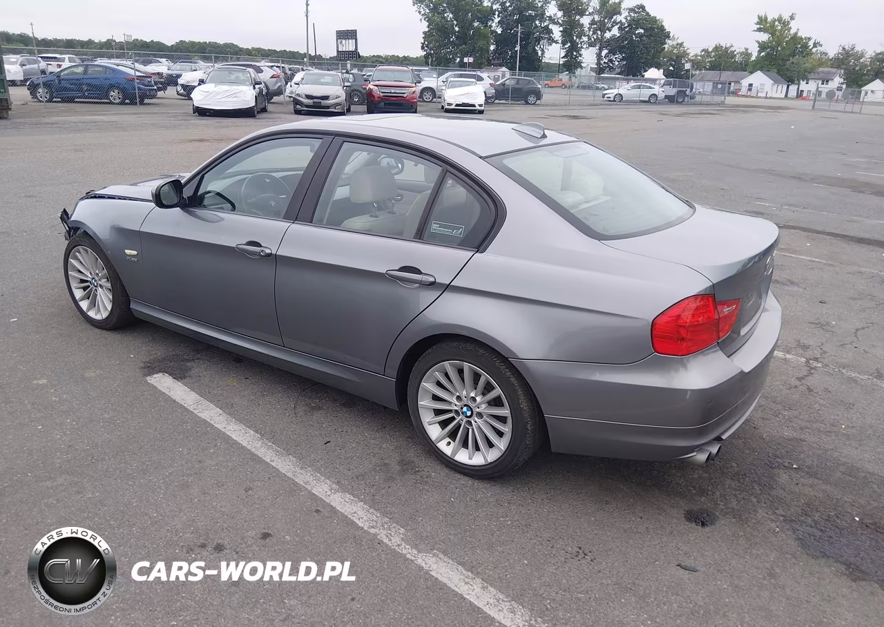 2011 BMW 328I xDrive VIN:WBAPK7C51BA773238 - 3