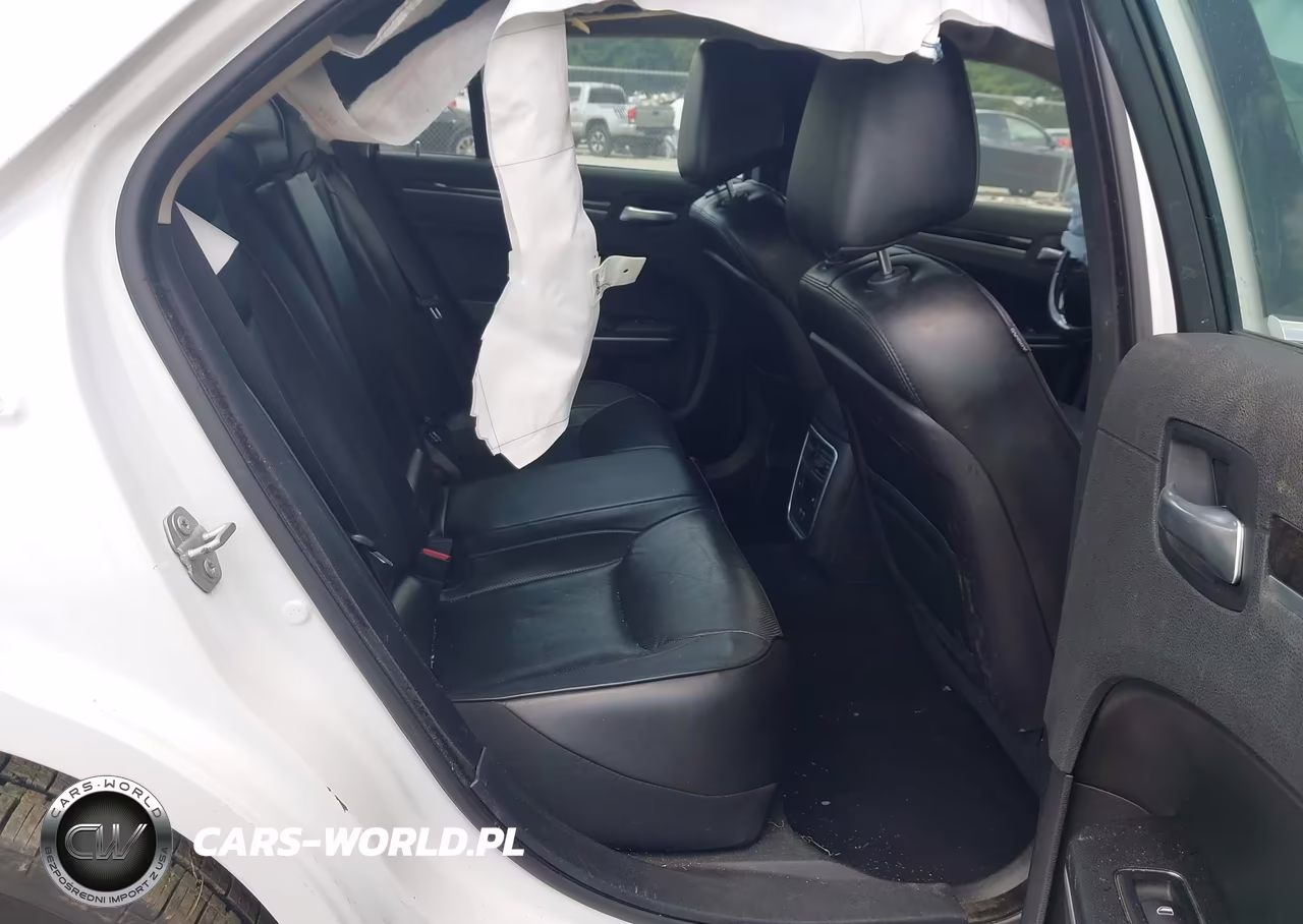 2019 Chrysler 300 Limited Awd VIN:2C3CCAKG4KH689998 - 8