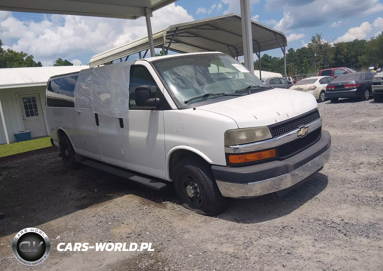 2011 Chevrolet Express 3500 Lt