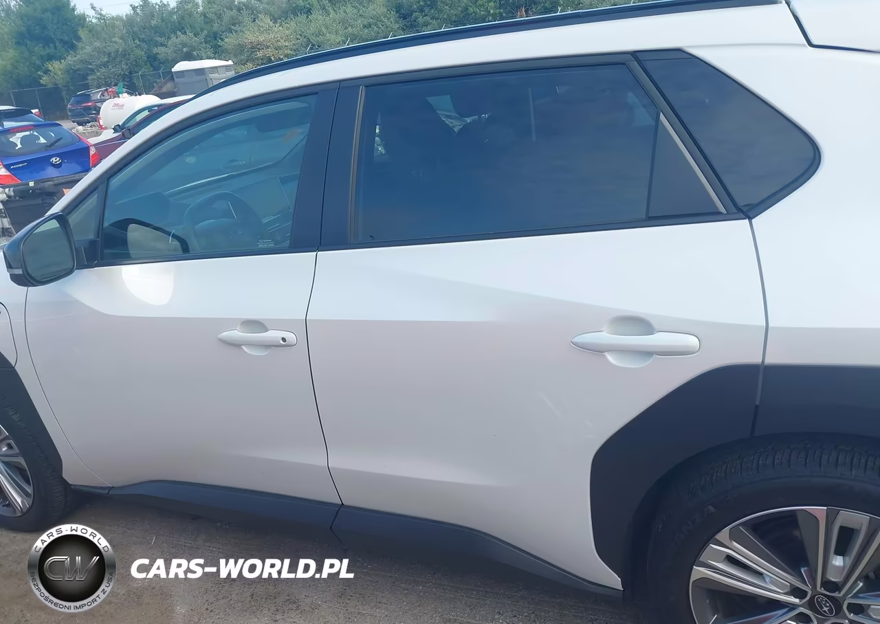 2025 Subaru Solterra Limited VIN:JTMABABA2SA107073 - 14
