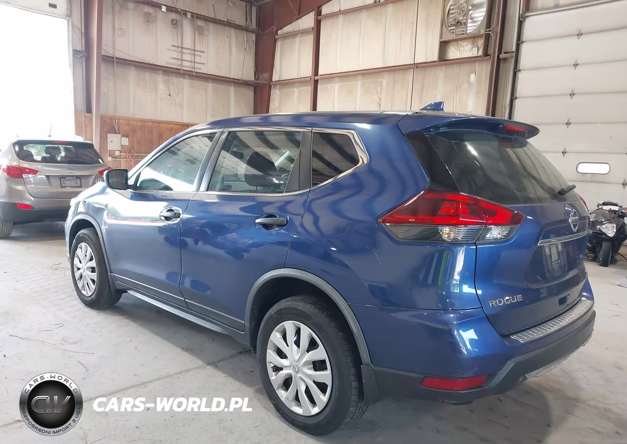 2018 Nissan Rogue S VIN:JN8AT2MV0JW329247 - 3
