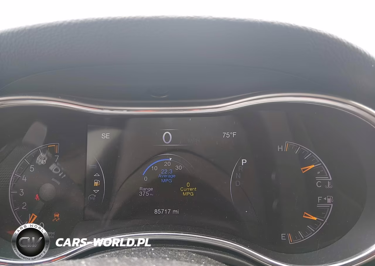 2019 Jeep Grand Cherokee Laredo E 4X4 VIN:1C4RJFAG5KC754208 - 7