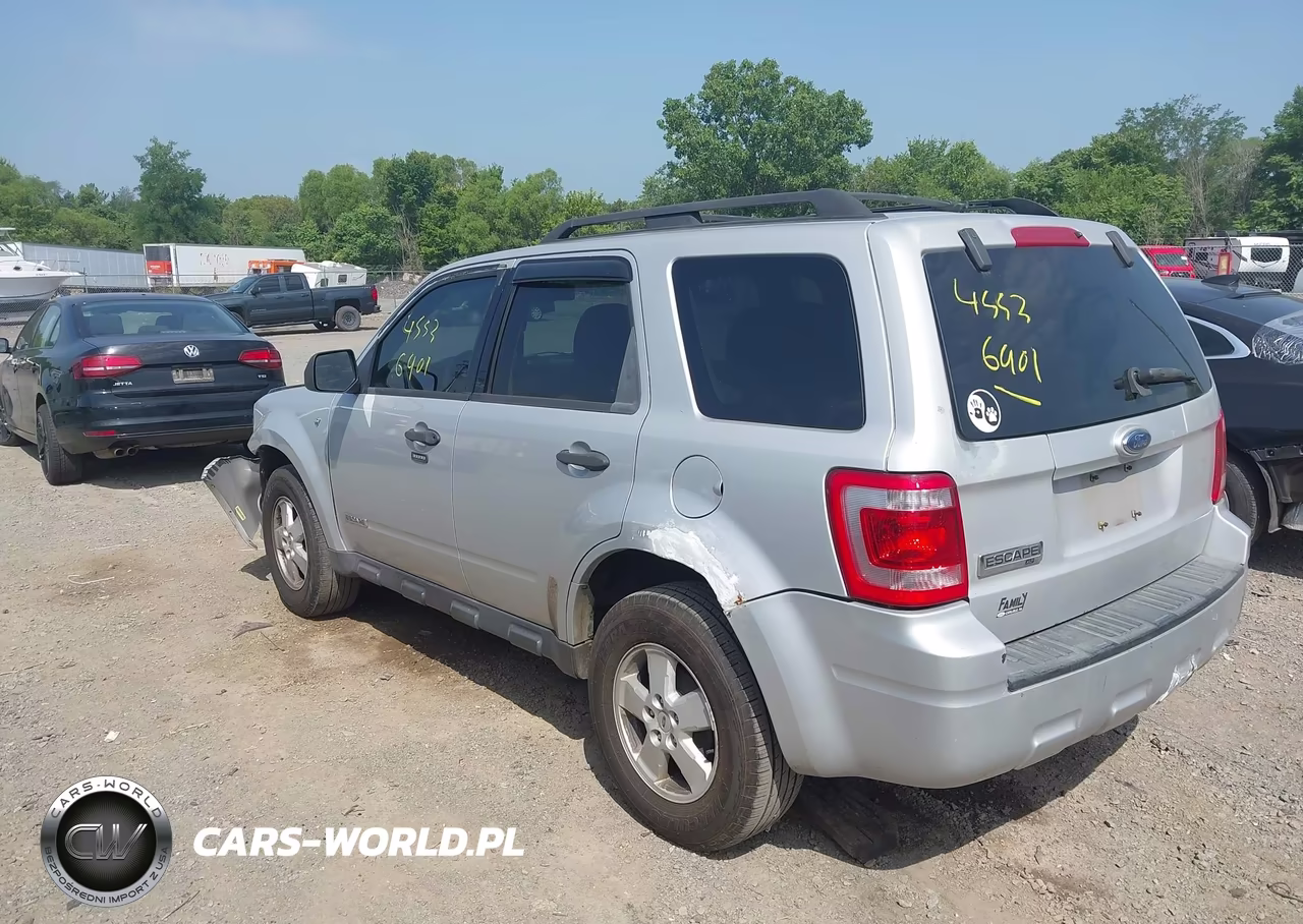 2008 Ford Escape Xlt VIN:1FMCU03158KA39281 - 3